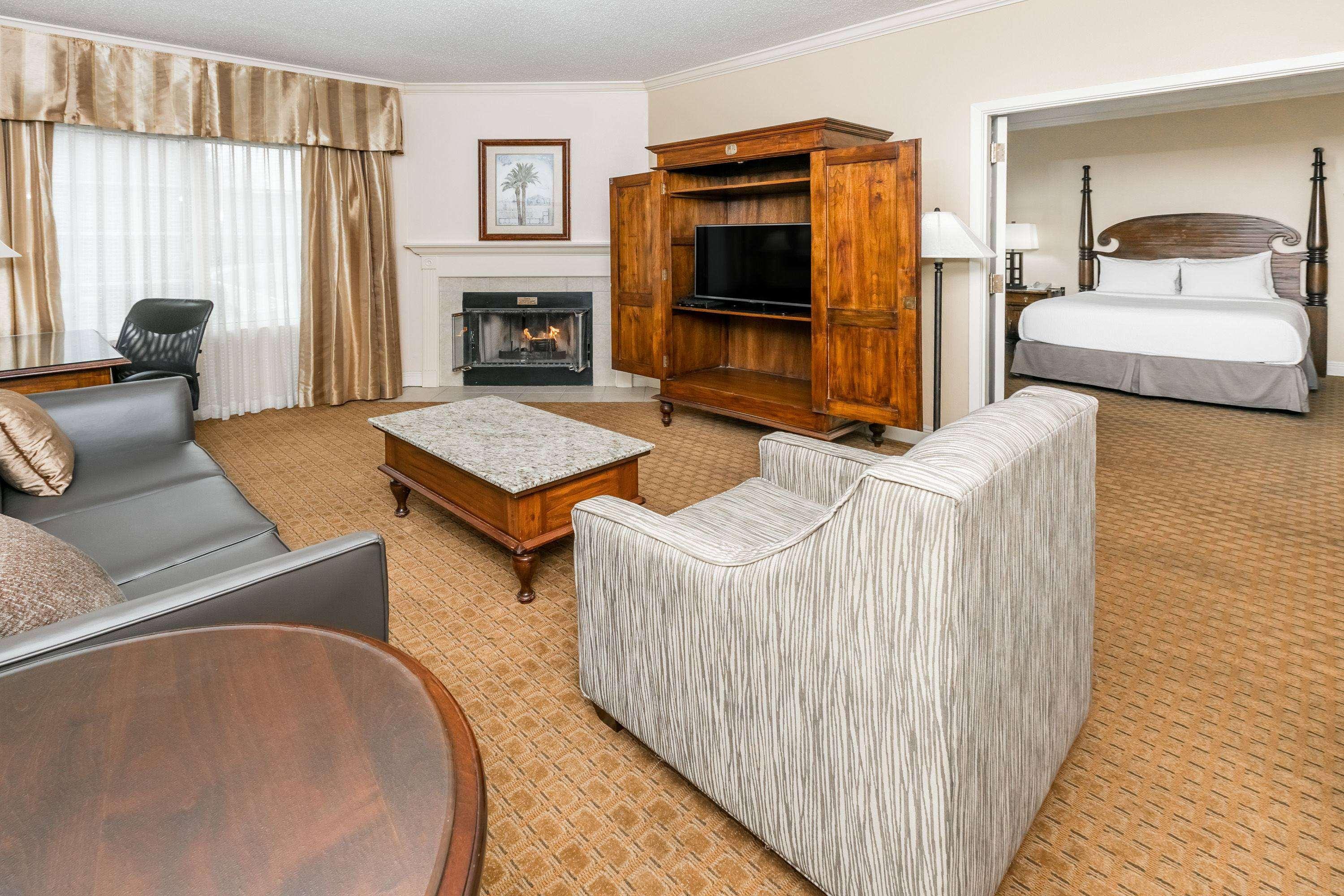 Richmond Inn And Suites Baton Rouge College Drive Εξωτερικό φωτογραφία