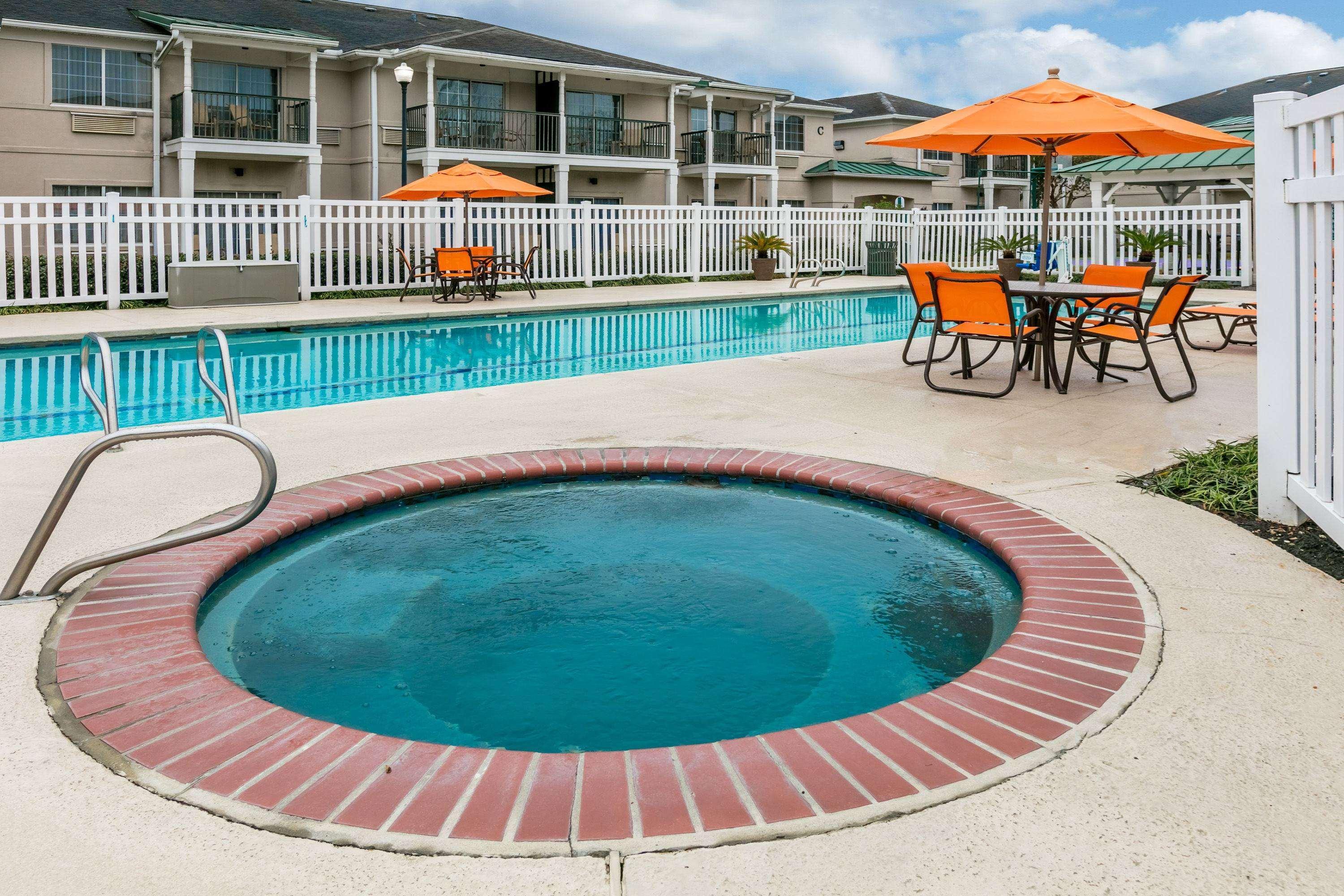 Richmond Inn And Suites Baton Rouge College Drive Εξωτερικό φωτογραφία
